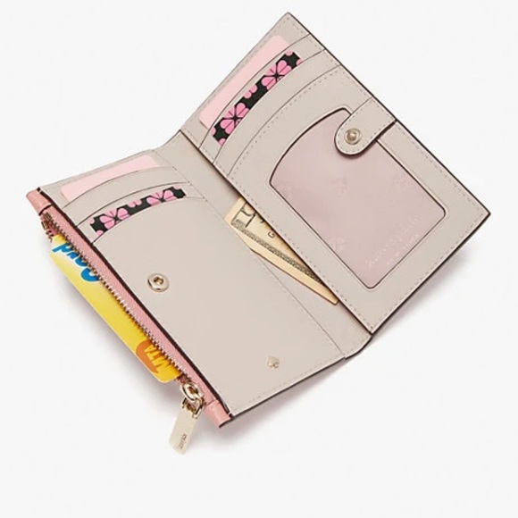 NWT Kate Spade small bifold wallet - Picture 2 of 6